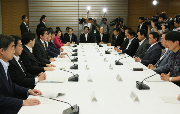 政府、農林漁業の強化策を改定=安倍首相、農協改革に意欲