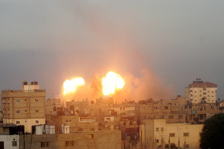 地上侵攻の承認見送り イスラエル、ガザ攻撃で
