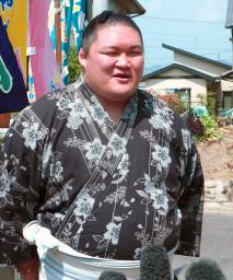 親方の誕生日に大関昇進 豪栄道「叱咤激励が力に、いい縁感じる」