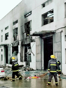 工場爆発、粉じん引火か 69人死亡、責任者拘束