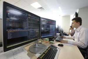 ロシア、米・EUの農産品輸入を大幅に制限