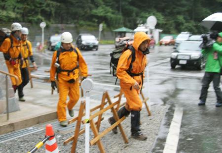北アルプス不明、下流で2人発見 黒部の2人は救助