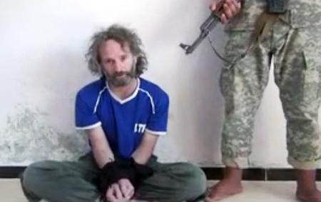 シリアで2年間拘束の米国人記者を解放 イスラム国とは別組織