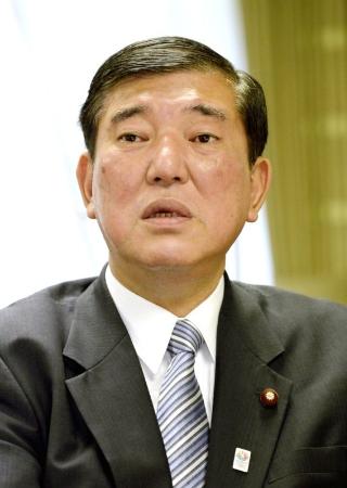 安保相「受けるのはなかなか難しい」石破氏側近