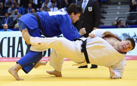 柔道 七戸と田知本愛が準決勝へ 世界選手権第６日