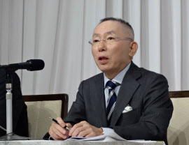 ファーストリテが今期38％営業増益計画、海外けん引で成長加速