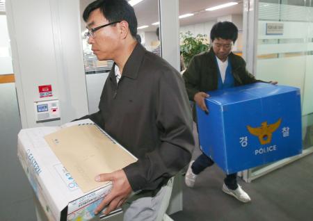 <韓国換気口ふた崩落>安全要員40人を約束したが…現場にはいなかった