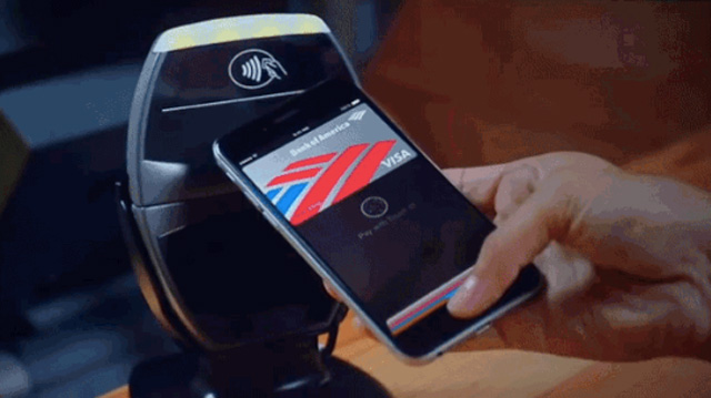米Giz編集部がさっそくApple Payを使ってきた!