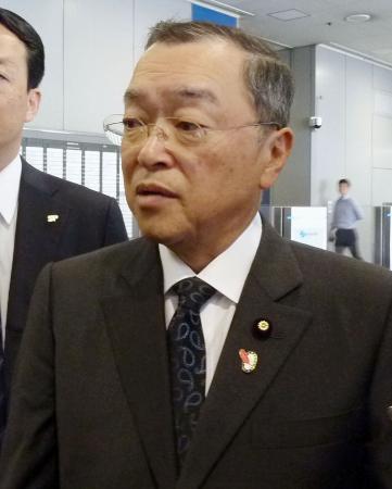 宮沢経産相 今度は外国人献金