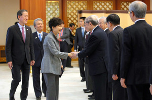 韓国・朴大統領、慰安婦問題「環境を整備」