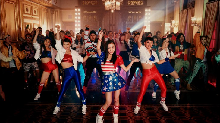 板野友美、新曲は“カンパイ”ソング!「COME PARTY!」MVが完成