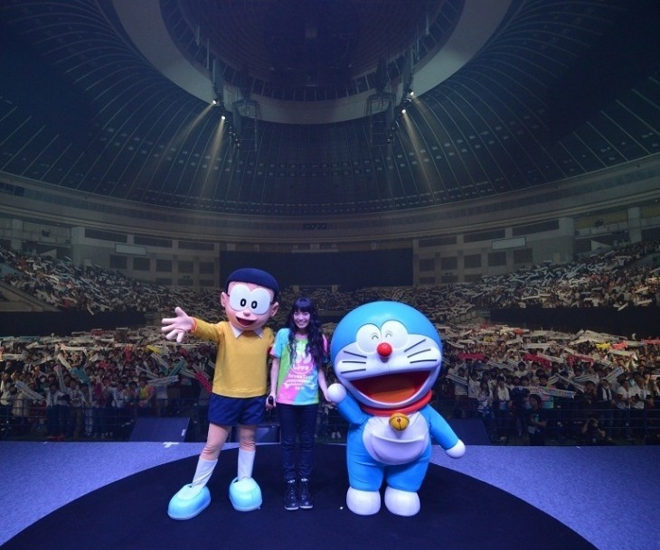 miwa、ドラ&のび太と一緒に映画「ドラえもん」主題歌披露