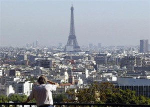 フランスを「ＡＡ」に格下げ、見通しはステーブル－フィッチ