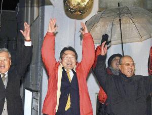 元「ブログ市長」竹原氏、返り咲きならず 現職に大差で敗れる