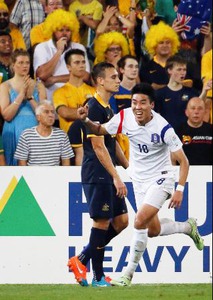サッカー:アジア杯 韓国1位通過 豪州破る