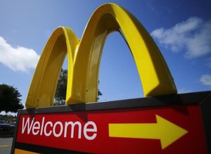 米マック決算、２０１４年の売上高２・４％減 2015年01月24日 13時37分