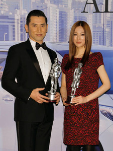 北川景子「本木さんのオーラに緊張」 トヨタ新型「アルファード」新テレビCM