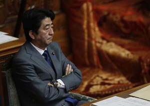 人質事件:政府、日本人保護に課題 安保法制「今回と別」