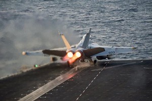 ＵＡＥ:空爆参加中止 昨年１２月、有志国結束に暗雲