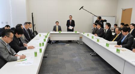 １８歳選挙権法案、再提出へ＝来年参院選実施目指す－与野党