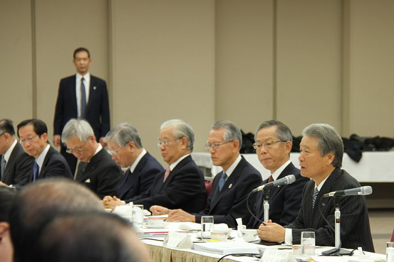 経団連、旧態依然の指導部人事