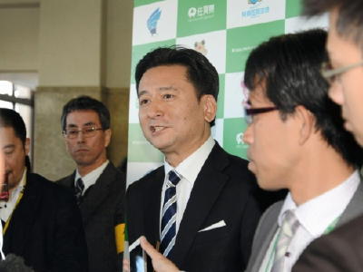 山口知事、就任１ヵ月 「現場主義」実践も…、真価問われる具体策 [佐賀県]