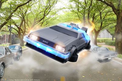 「BTTF2」のデロリアンがiPhoneケースになった! - LEDでタイムスリップ再現