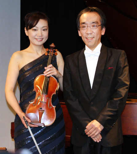 “舌好調”新垣氏、自身名義で初CD「婚活も頑張ろうかな」