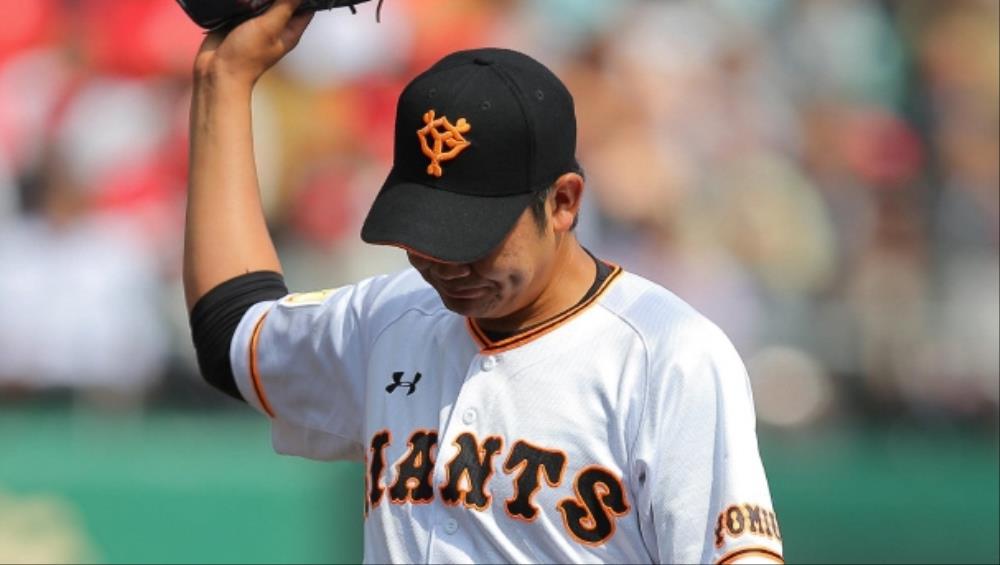 巨人・菅野 先発3回を1失点