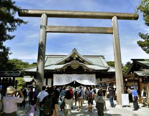 A級戦犯分祀、容認は2県 遺族会調査、大半は静観