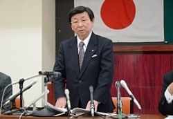 ＜宮城・大衡村長会見＞村政混乱おわび セクハラは否定