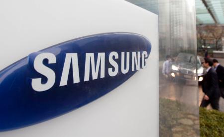 サムスン、新機種でスマホ事業の利益回復なるか