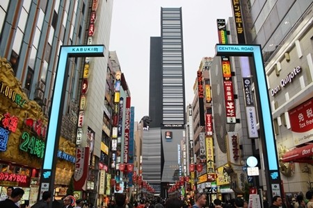 歌舞伎町の新名所「新宿東宝ビル」17日開業! 映画館･ホテル･飲食店など19店