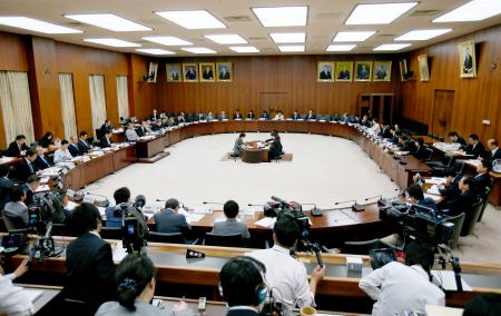 衆院憲法審査会・各党発言要旨