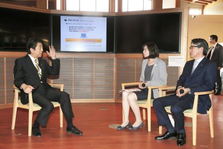 17日の安倍首相の動静