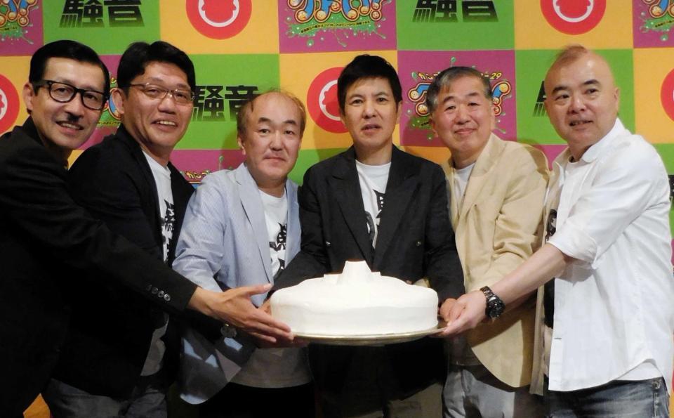 関根勤 イーストウッド意識し初監督