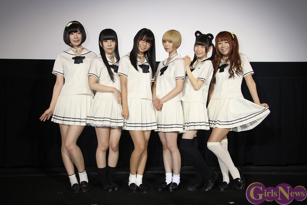 でんぱ組.inc 主演映画前夜祭でライブ 公開はーじまーるよーっ!