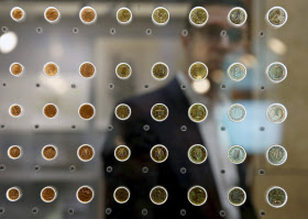 [FT]債権者を恐れる必要がないギリシャ