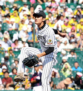 阪神、首位巨人に０・５差 藤浪で５割復帰