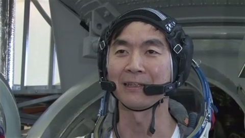 油井亀美也宇宙飛行士:来月23日打ち上げへ