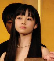 橋本環奈「セーラー服と機関銃」に主演