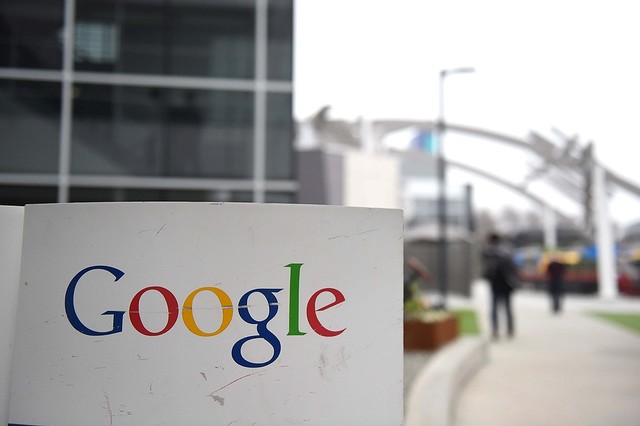 グーグル、記者の取材活動支援 - 情報収集を手助け