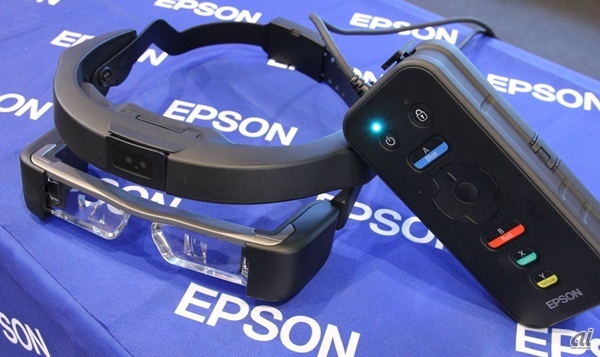 エプソン、業務用ヘッドセットを9月発売--スマートグラス「MOVERIO」の発展型