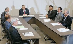 新国立競技場、整備費2520億円に 19年５月完成予定