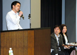 「沖縄に失礼」 野党緊急集会に沖縄２紙部長も出席