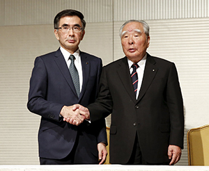 トヨタとスズキの緊急会見から「二大創業家」が迎えた転機を読む