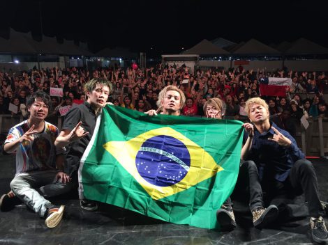 KOKI擁するINKT、初の海外&野外ライブ ブラジルで2000人熱狂