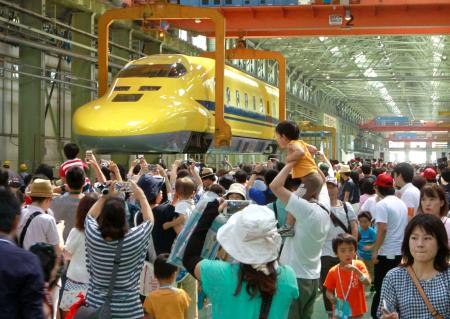 ドクターイエローつり上げ ＪＲ東海が初公開