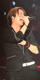 GLAY、故郷・函館で全開 観客4千人、共に熱唱