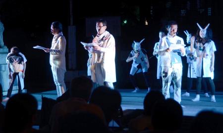 被災地再生 願う神楽…福島稲荷神社に奉納 2015年08月24日